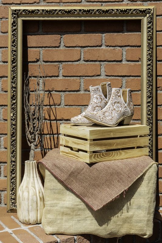 White Chocolate Moxie Boots