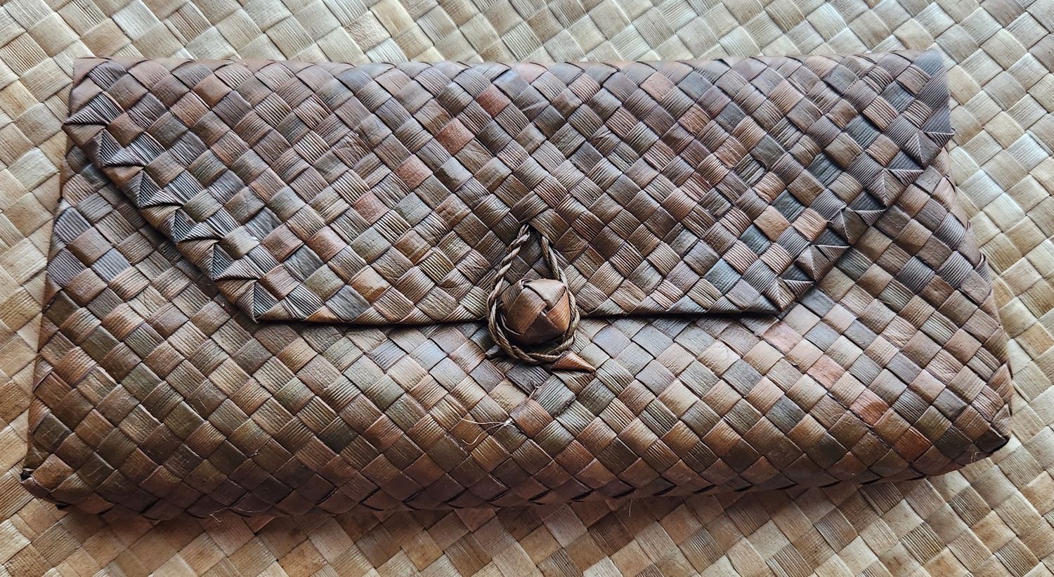 Lauhala Wallet
