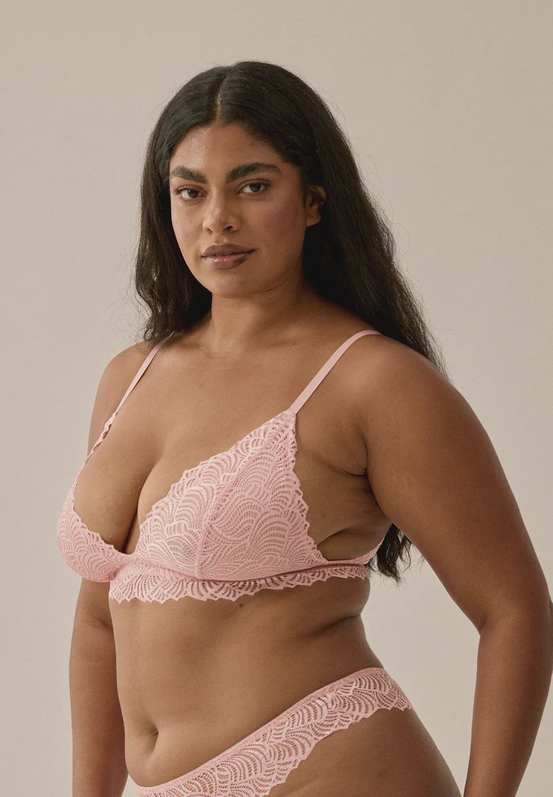 Naturana The Friday Lace Bralette without Underwire  #5574