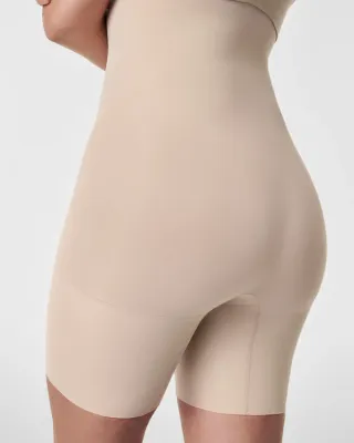 SPANXsculpt® Seamless Power High-Waisted Mid-Thigh Short
