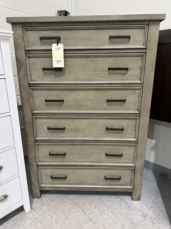 Chest Sienna Grey Retail: $799
