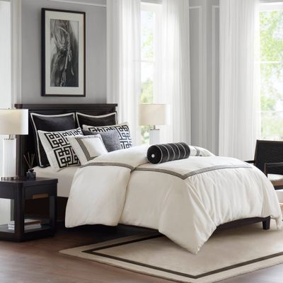 8 Piece Queen Embroidery Oversized Duvet Style Comforter Set