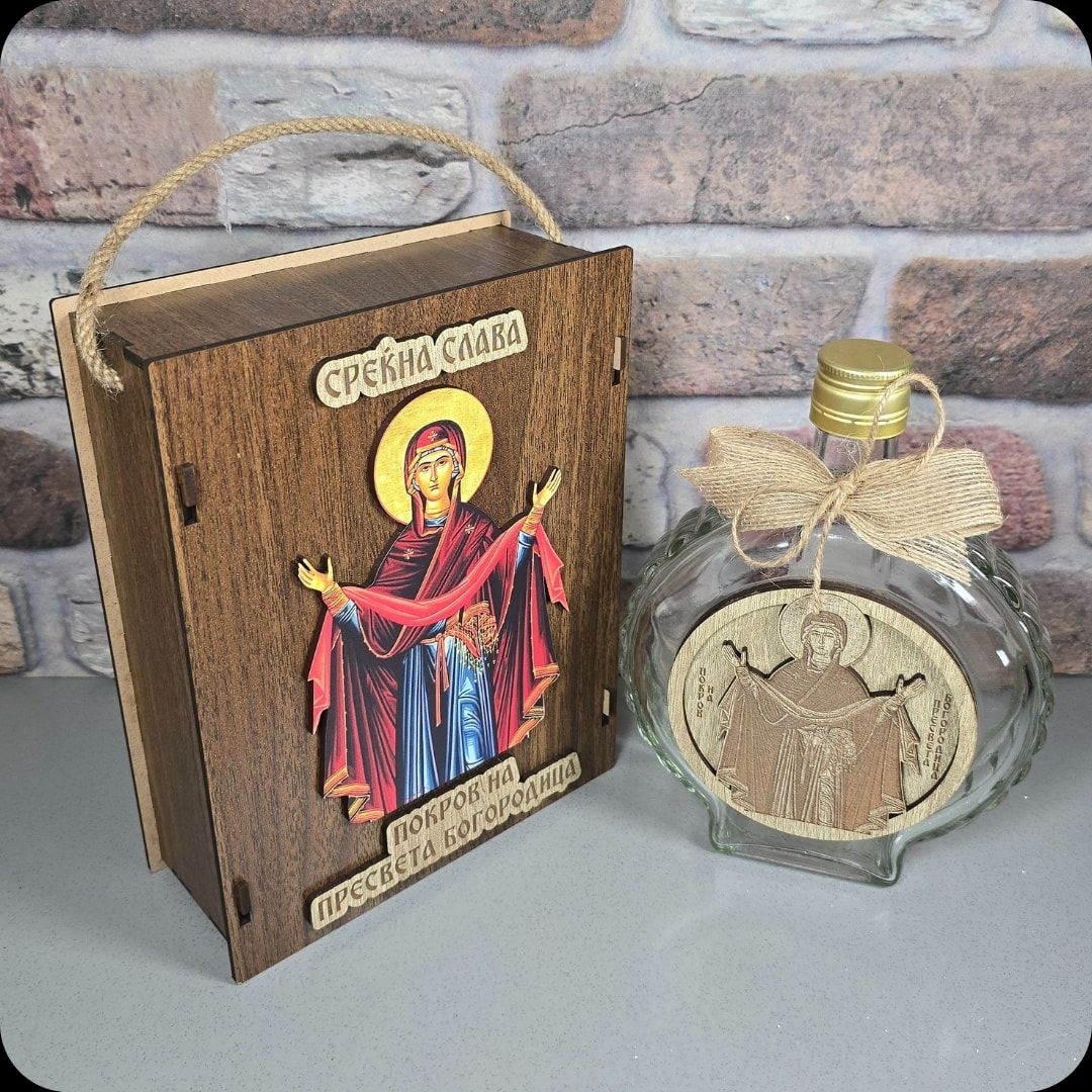 ДРВЕНА КУТИЈА СО ШИШЕ