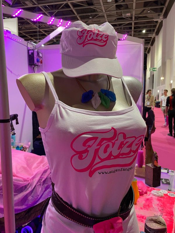 Damen T-Shirt "Fotze"