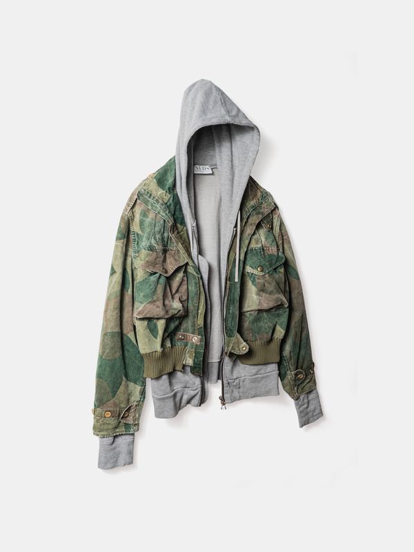 VESTE MILITAIRE À DESIGN SUPERPOSÉ