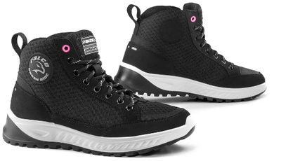 Schoen Falco, Airforce lady