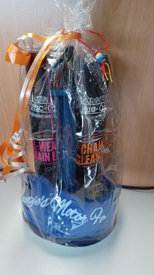 Kadoset Kettingrenigiger met borstel