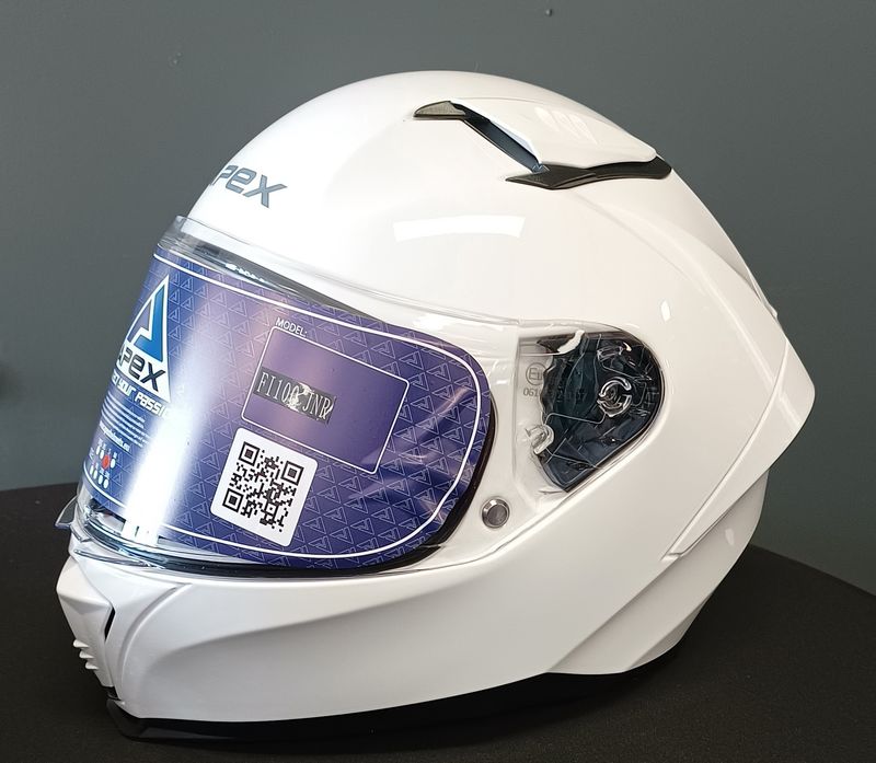 Apex Helmet FI100 Solid matt black JUNIOR/kinderhelm