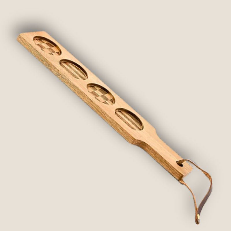 COURTLY CK FLIGHT BOARD