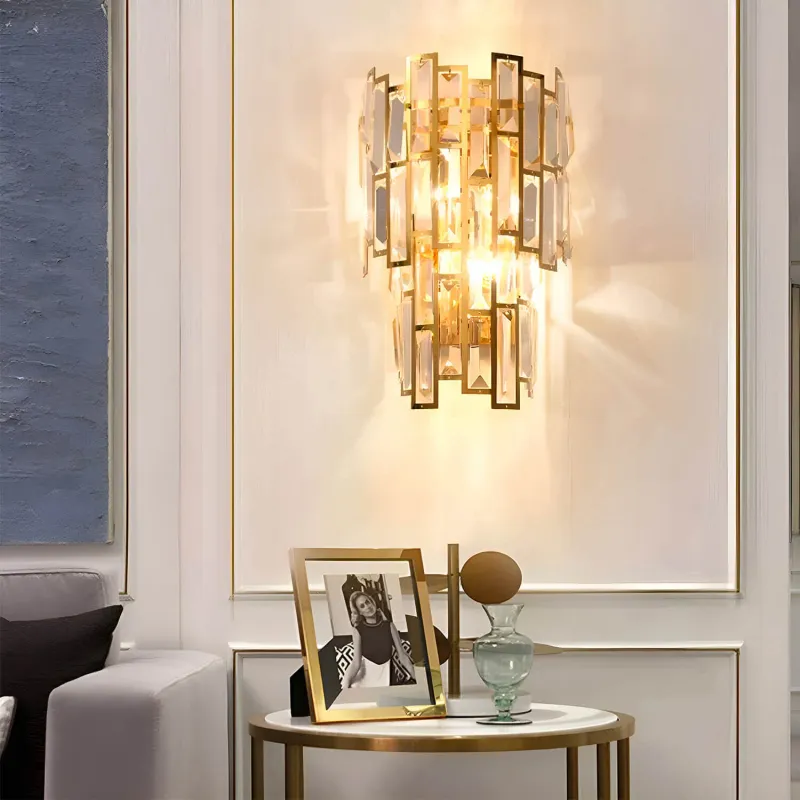 WALL AND LIGHTING DECOR