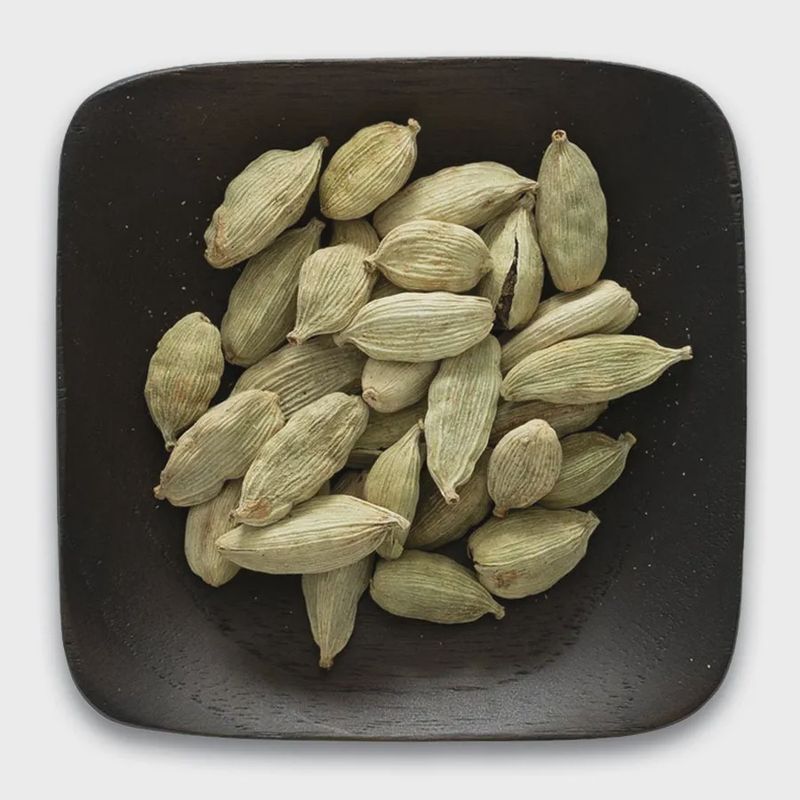 Cardamom pods whole organic