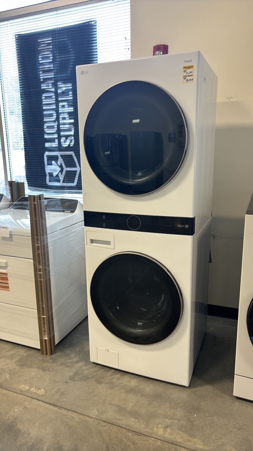 LG WashTower Electric Stacked Laundry Center with 4.5-cu ft Washer and 7.4-cu ft Dryer (ENERGY STAR)