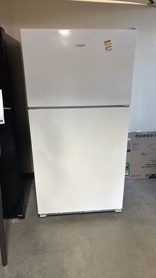 Whirlpool 20.5-cu ft Top-Freezer Refrigerator (White)