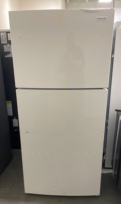 Frigidaire 20-cu ft Top-Freezer Refrigerator (White) ENERGY STAR