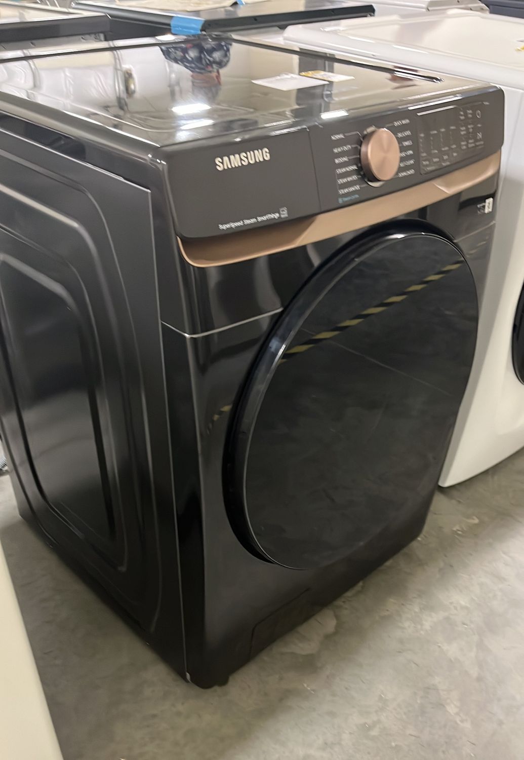 Samsung 5-cu ft High Efficiency Stackable Steam Cycle Smart Front-Load Washer (Brushed Black) ENERGY STAR