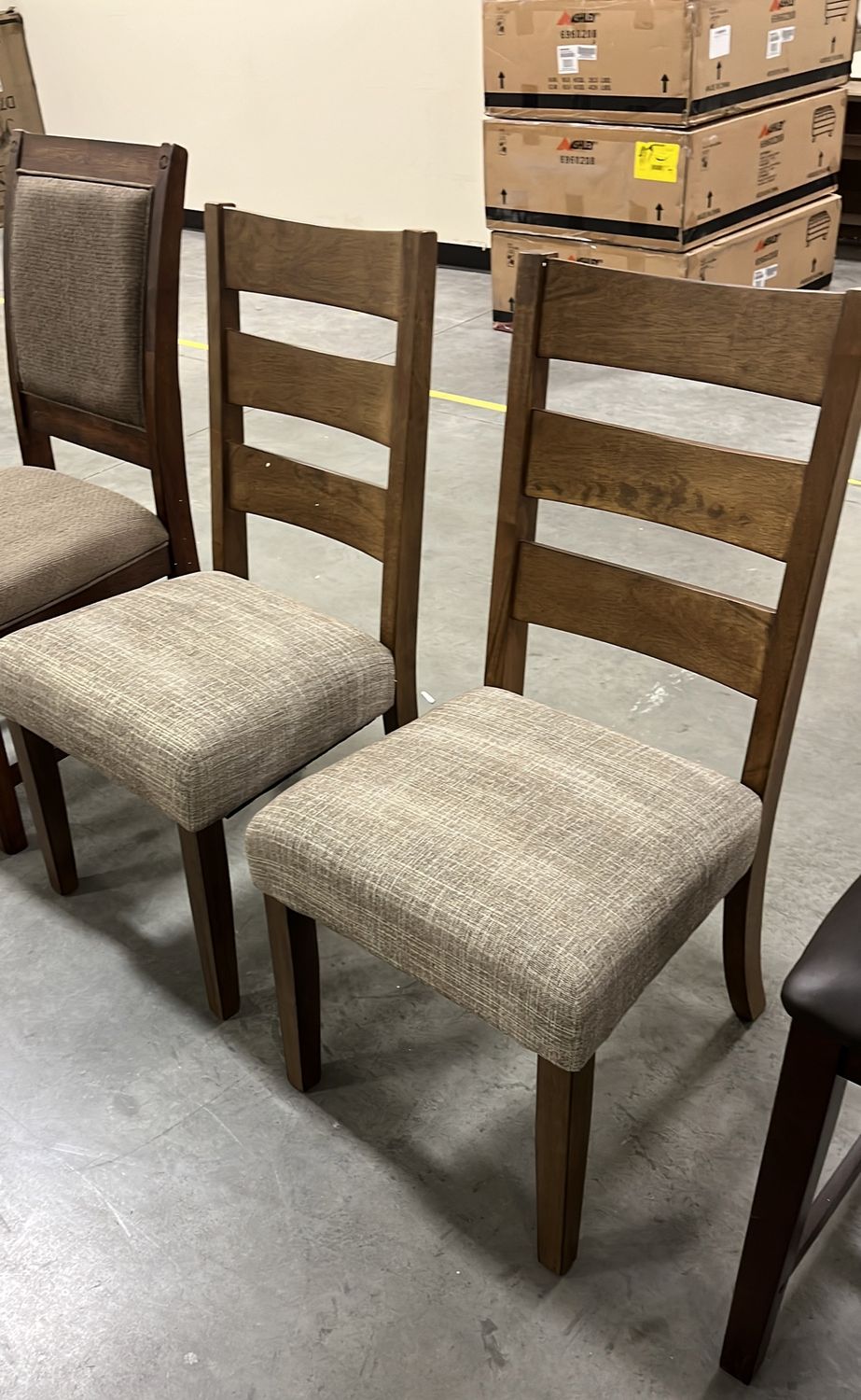 D655 TAMBURG - DINING UPH SIDE CHAIR (2/CN)