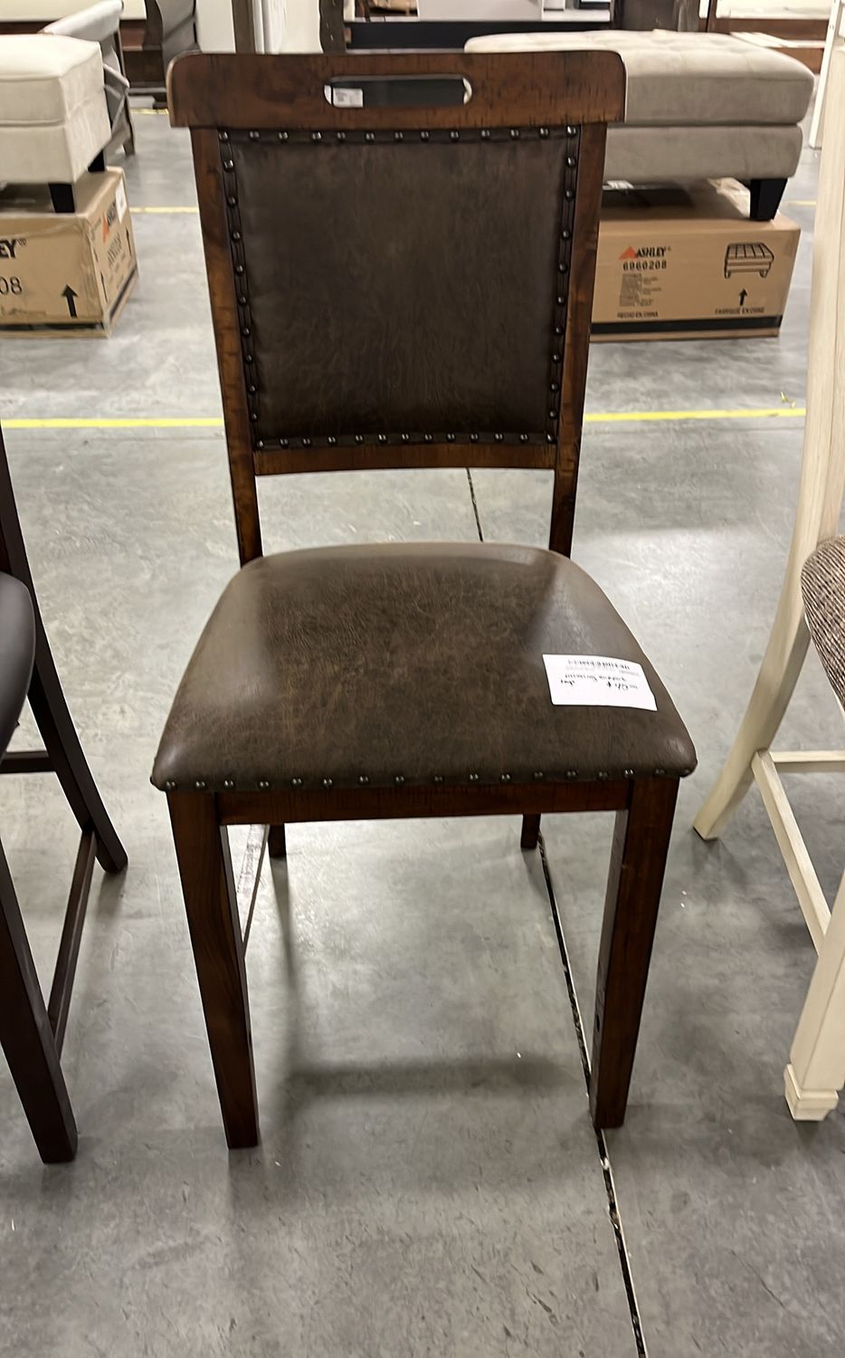 D765 ROYARD - UPHOLSTERED BARSTOOL (2/CN)