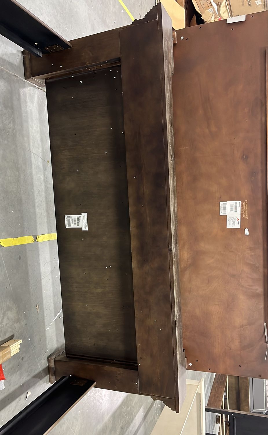 B813 WYNDAHL - KING/CAL KING PANEL FOOTBOARD