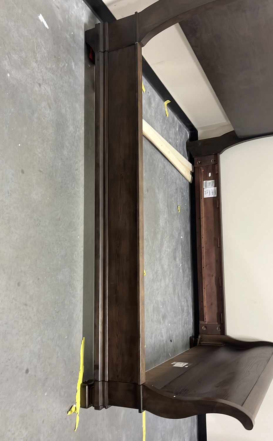 B690 LARRENTON - KING SLEIGH RAILS