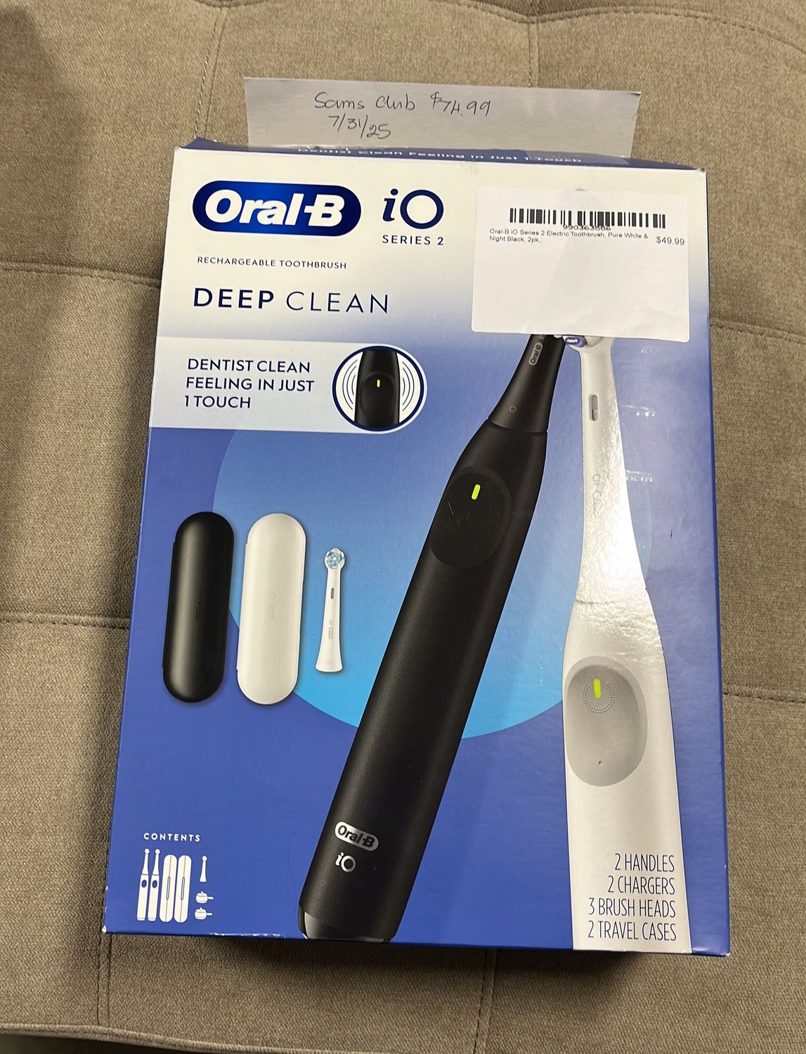 Oral-B iO Series 2 Electric Toothbrush, Pure White &amp; Night Black, 2pk.,