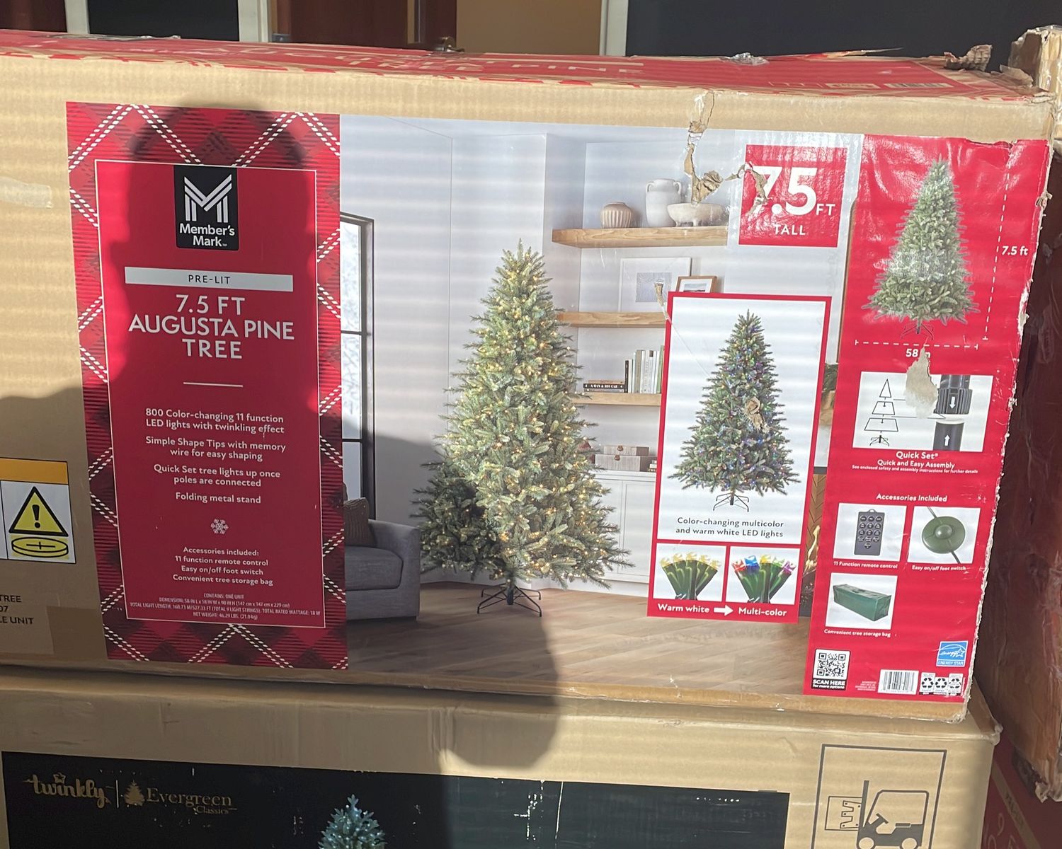 Member's Mark 7.5' Augusta Pine Pre-Lit Christmas Tree