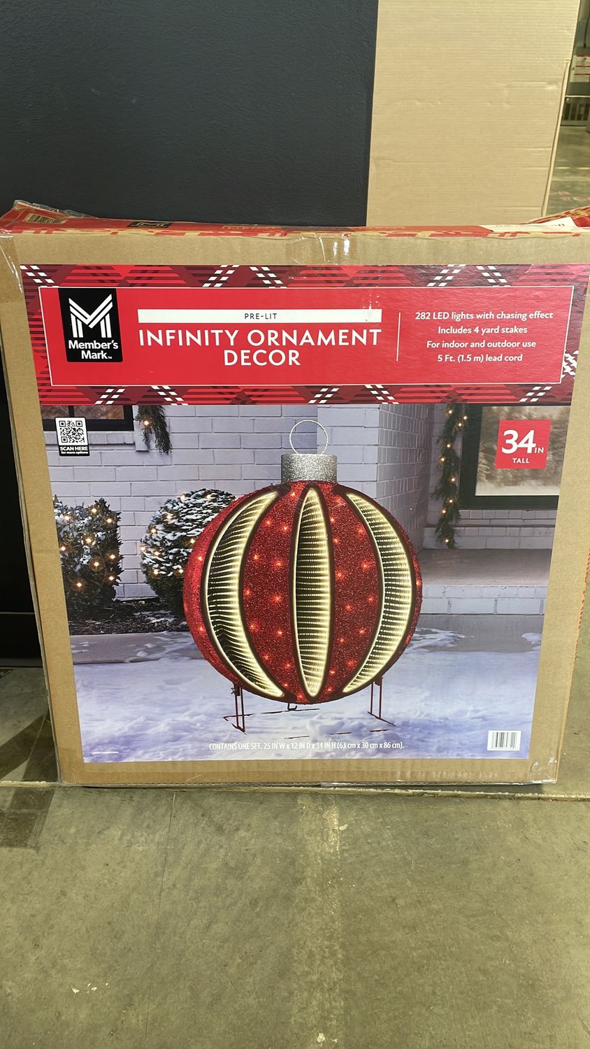 Member's Mark 34" Pre-Lit Red Infinity Light Ornament Decor