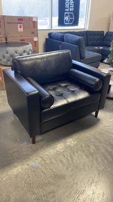 Portage Espresso and Midnight Tufted Club Chair