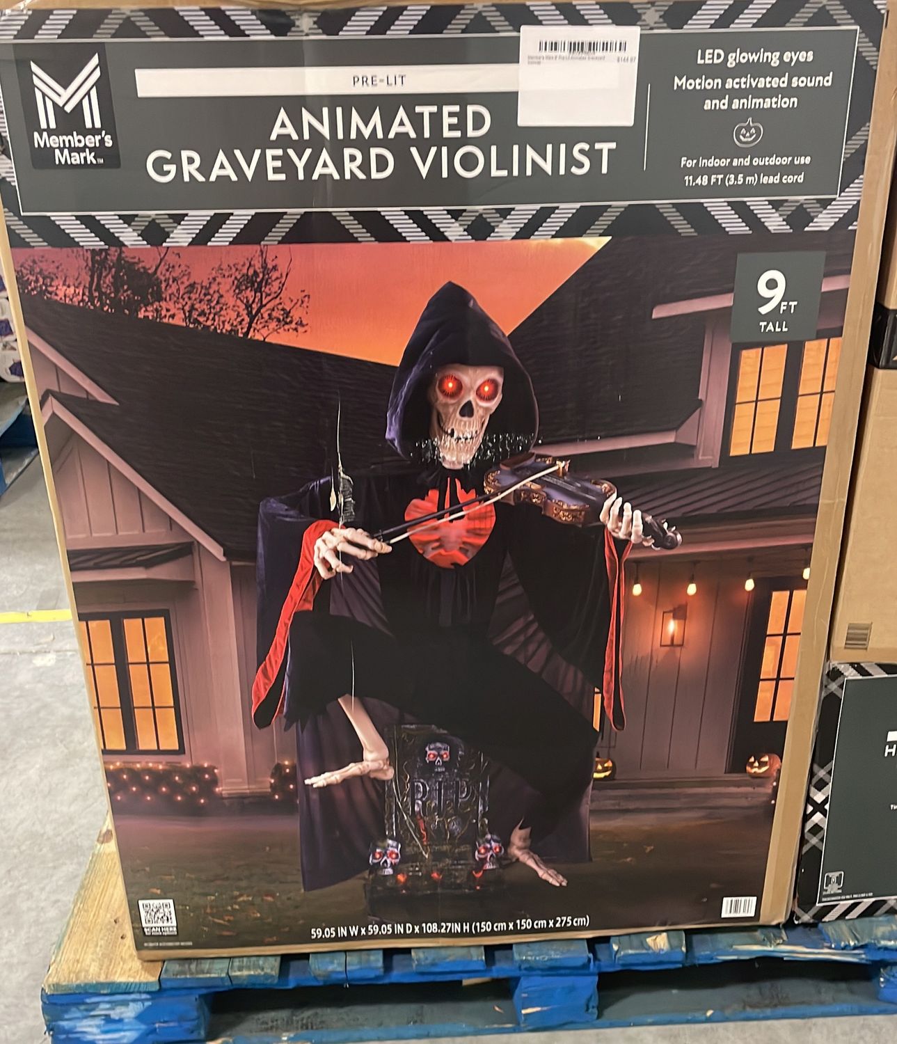 Member's Mark 9' Pre-Lit Animated Graveyard Violinist