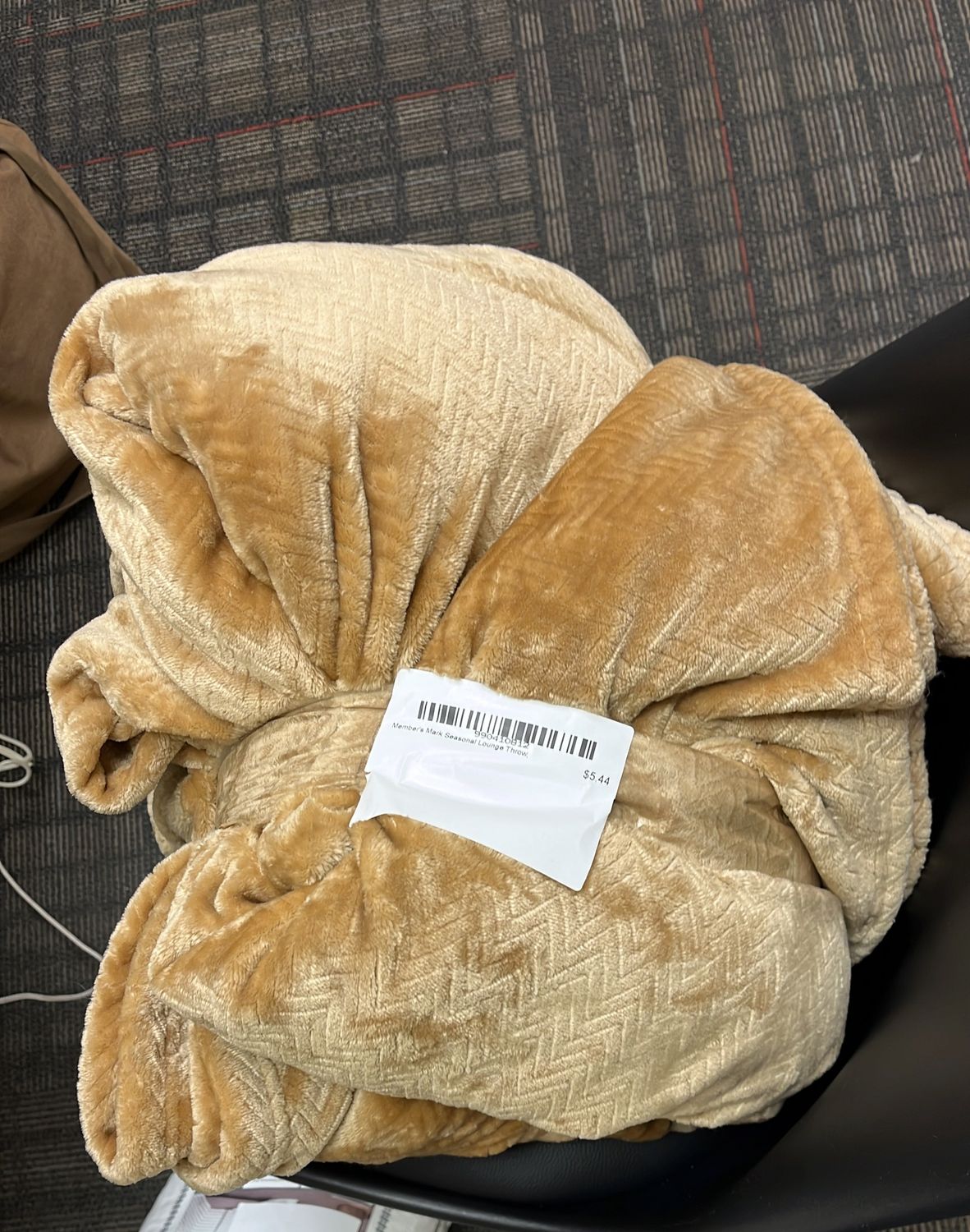Member's Mark Seasonal Lounge Throw,