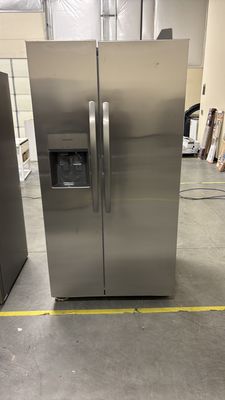 Frigidaire 25.6-cu ft Side-by-Side Refrigerator with Ice Maker (Stainless Steel) ENERGY STAR