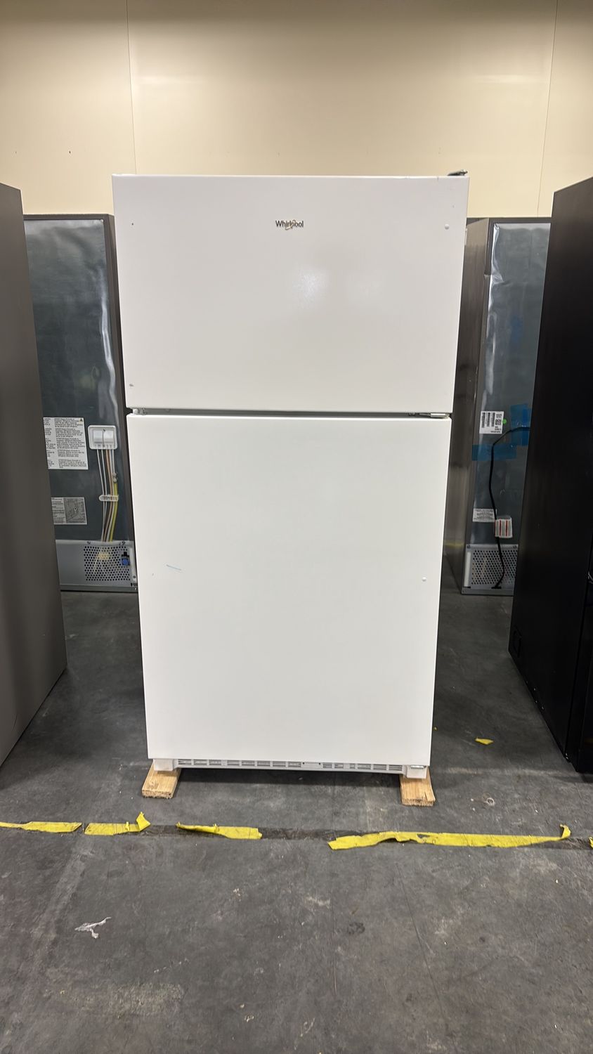 Whirlpool 20.5-cu ft Top-Freezer Refrigerator (White)