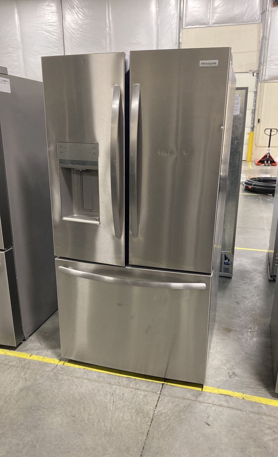 Frigidaire 27.8-cu ft French Door Refrigerator with Ice Maker (Stainless Steel) ENERGY STAR