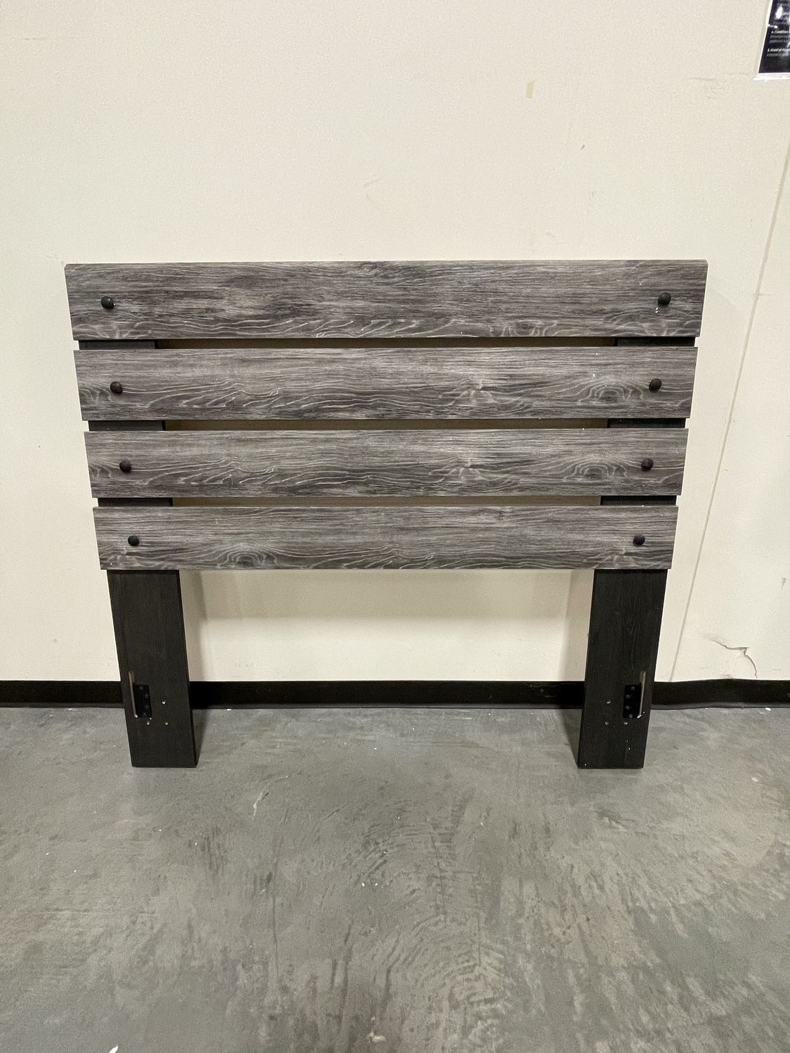 B227 CAZENFELD - FULL PANEL HEADBOARD