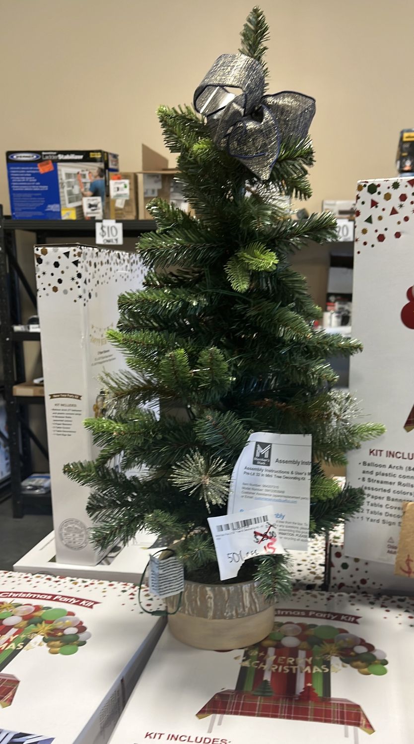 Member's Mark Pre-Lit 32" Tree &amp; Decorating Kit - All is Bright