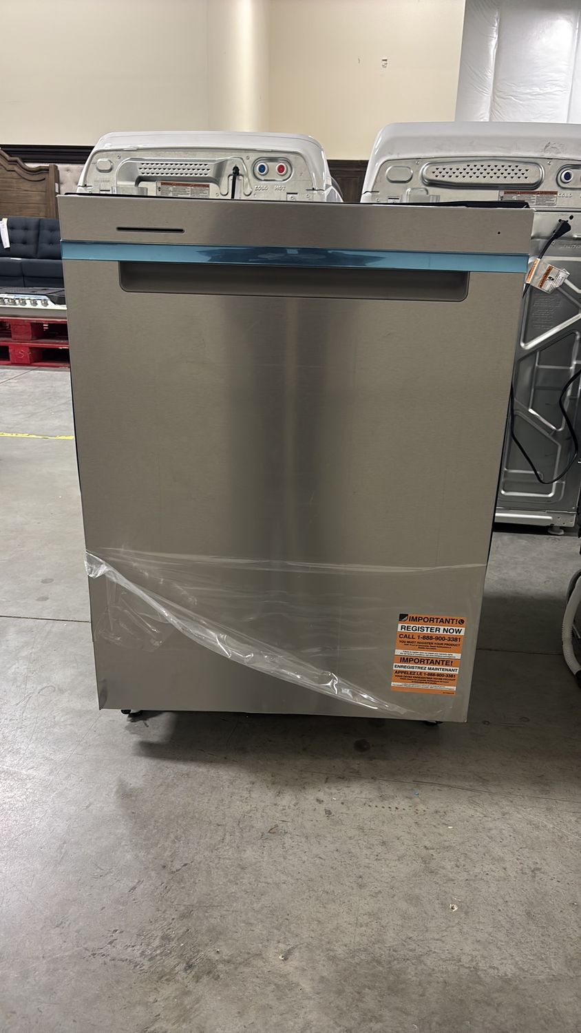 Whirlpool - 24" Top Control Built-In Stainless Steel Tub Dishwasher with 3rd Rack, FingerPrint Resistant, and 47 dBA - Stainless Steel