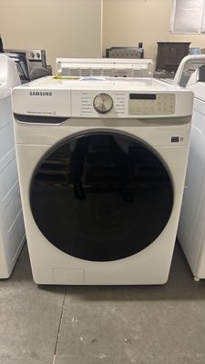 Samsung 4.5-cu ft High Efficiency Stackable Steam Cycle Smart Front-Load Washer (White) ENERGY STAR
