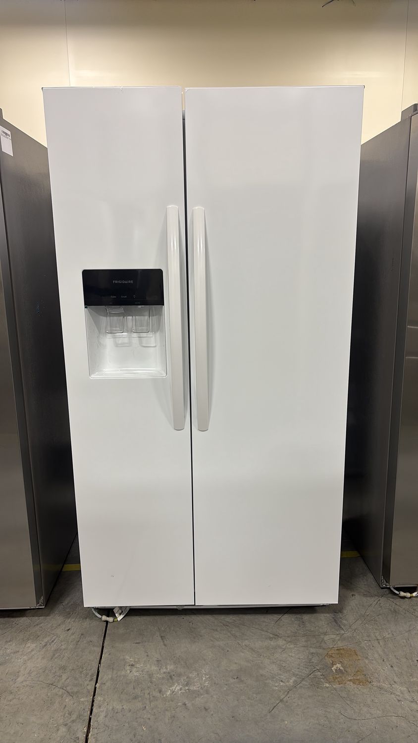 Frigidaire - 25.6 Cu. Ft. 36'' Standard Depth Side by Side Refrigerator - White