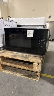 Frigidaire - Gallery 2.2 Cu. Ft. Built-In Microwave with Sensor Cook - Black