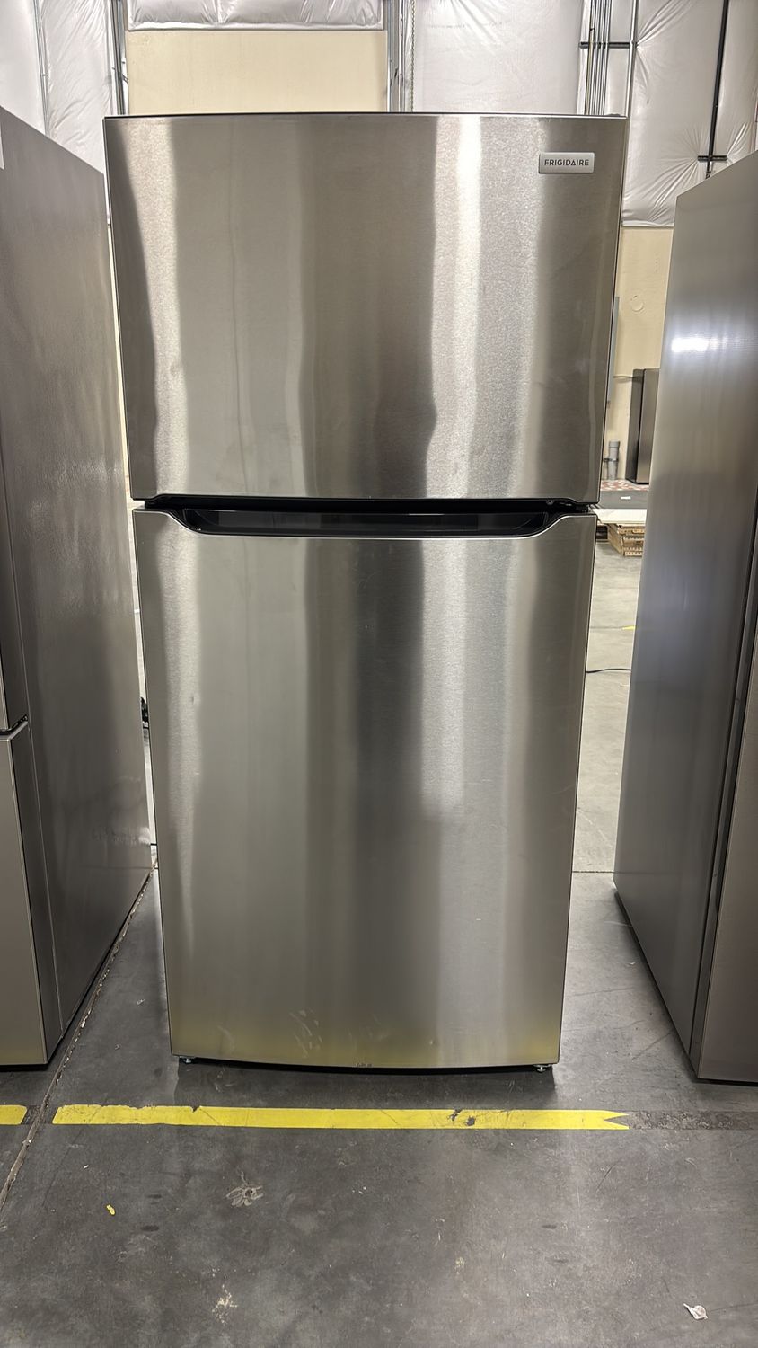 Frigidaire - 18.3 Cu. Ft. Top Freezer Refrigerator - Stainless Steel