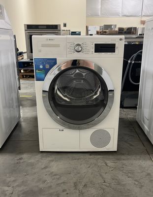 Bosch 24 Inch Electric Smart Dryer with 4 cu. ft. Capacity,  14 Dry Cycles, Ventless