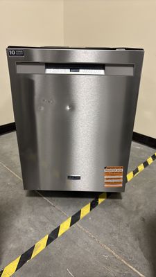 Maytag Dual Power Filtration 24-in Front Control Built-In Dishwasher (White), 50-dBA Very Quiet Sound Level