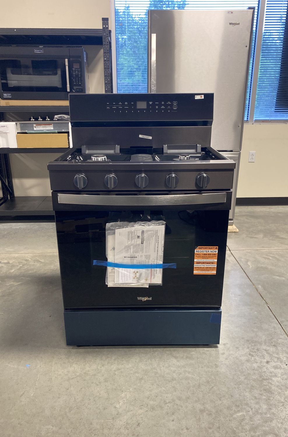 30-inch Smart Gas Range with Air Cooking Technology, No Preheat Air Fry, Steam/Self Clean and High Speed Preheat