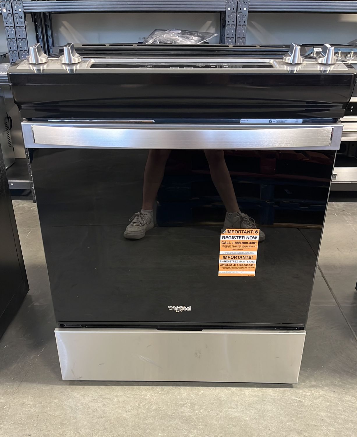 Whirlpool 30-in Glass Top 4 Burners 4.8-cu ft Self-Cleaning Slide-in Electric Range - Model # WEE515S0LZ - Class-B Scratch &amp; Dent Manufacturer Warranty