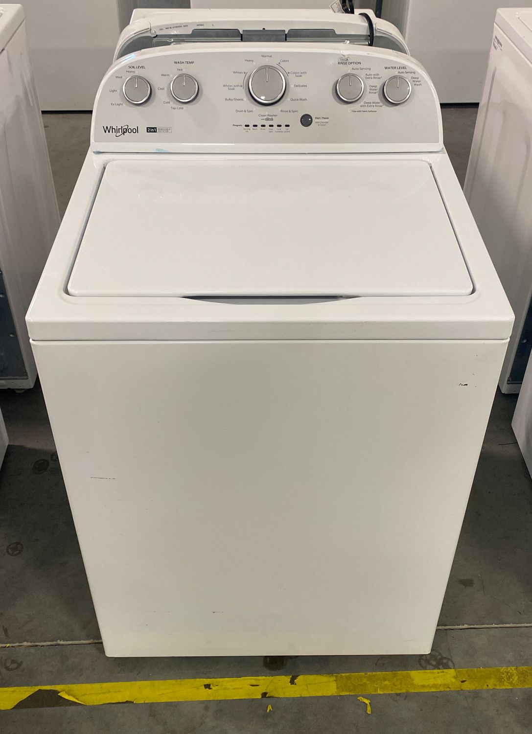 Whirlpool® 3.8–3.9 Cu. Ft. Top Load Washer with Removable Agitator - Model # WTW4957PW0
