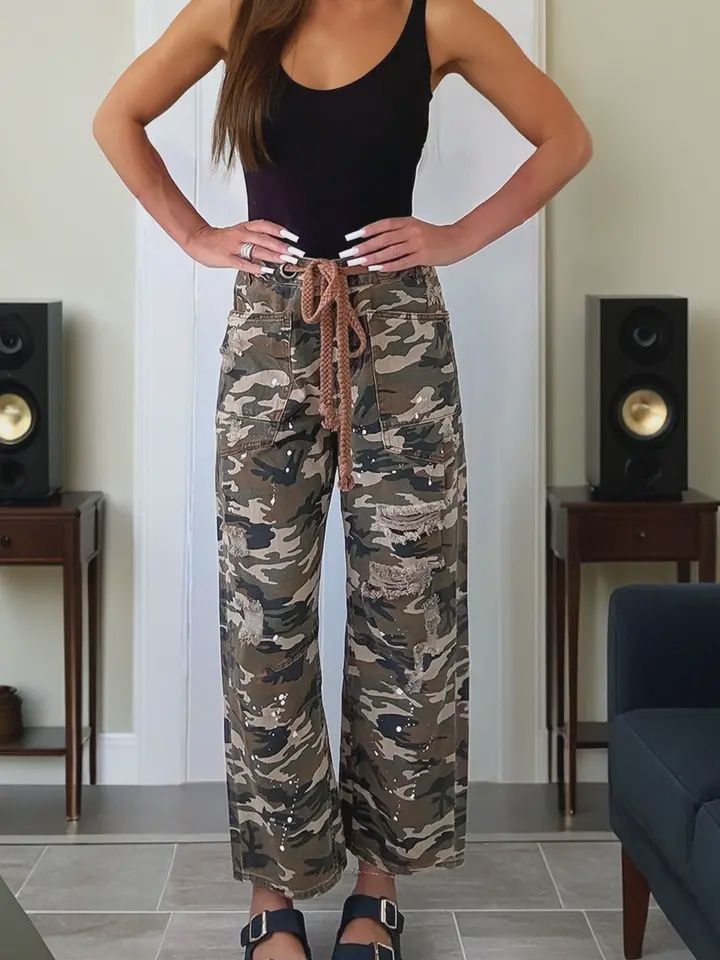 Green Camouflage Distressed Loose Fit Denim Pants, Size: 4