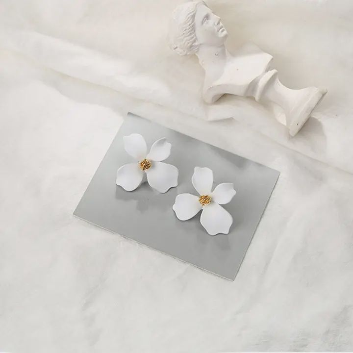 Four-Petal Stud Earrings