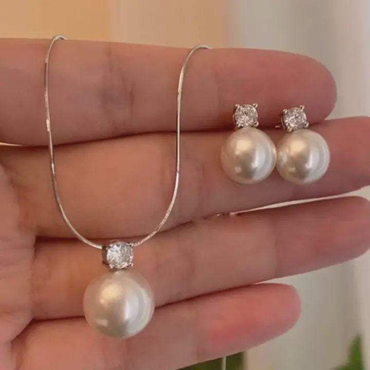 100% Pearl Necklace and Earring Set, Color: White