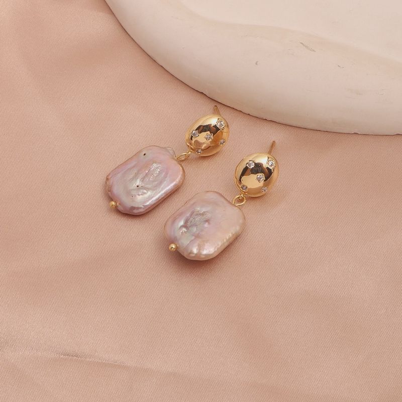 Versatile Retro Pearl Baroque Stud Earrings