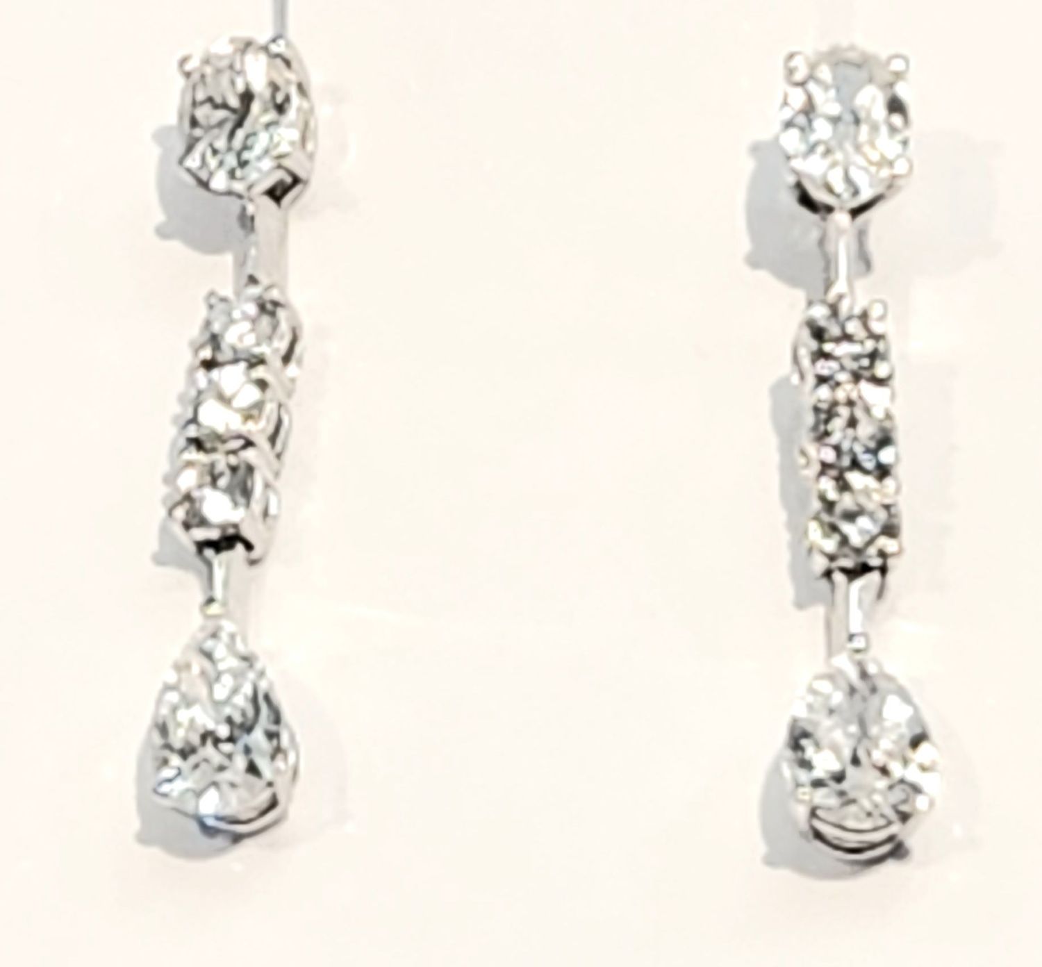 18K WHITE GOLD DRESS EARRINGS BY ZIDO DIAM 2.78 CT P0.60CTDVVS2P0.57DVVS1 OVAL0.50EVVS1OVAL0.51DVVS1