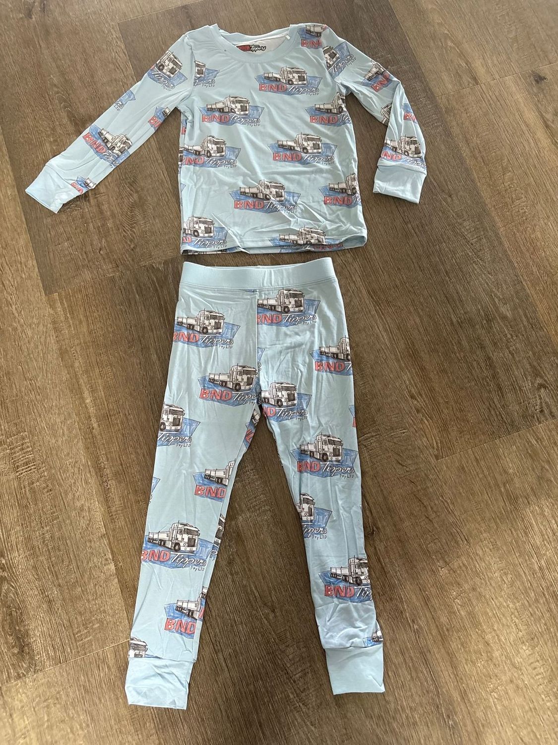 KIDS BND Long set BOYS PJs - SIZE 4